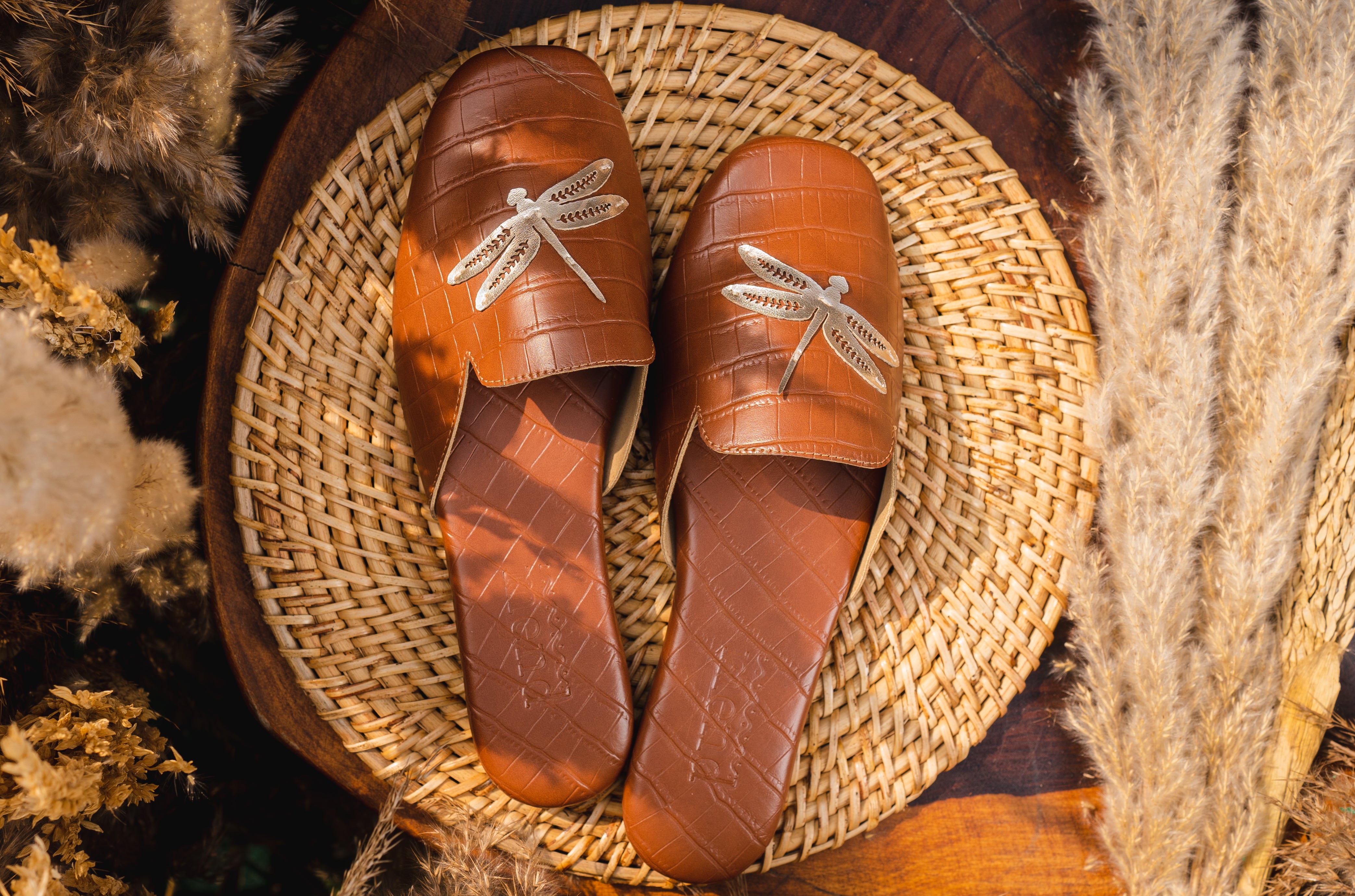 Dreamer Brown Mules – Mend Footwear