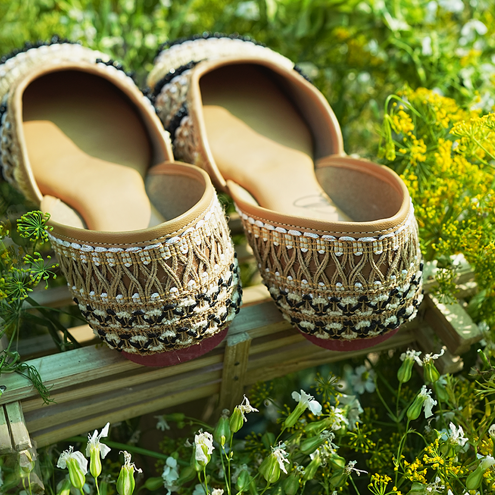 
                      
                        Postcard  Juttis
                      
                    