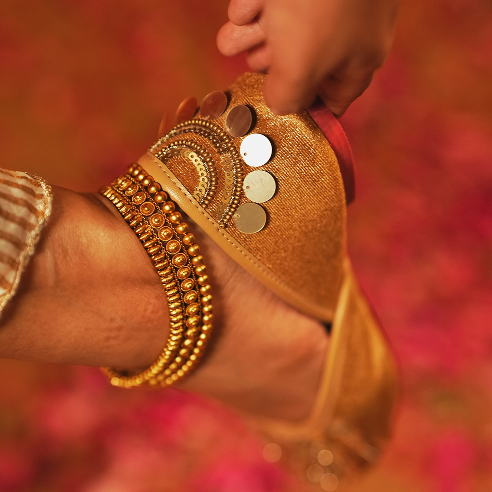 
                      
                        Malang Juttis
                      
                    