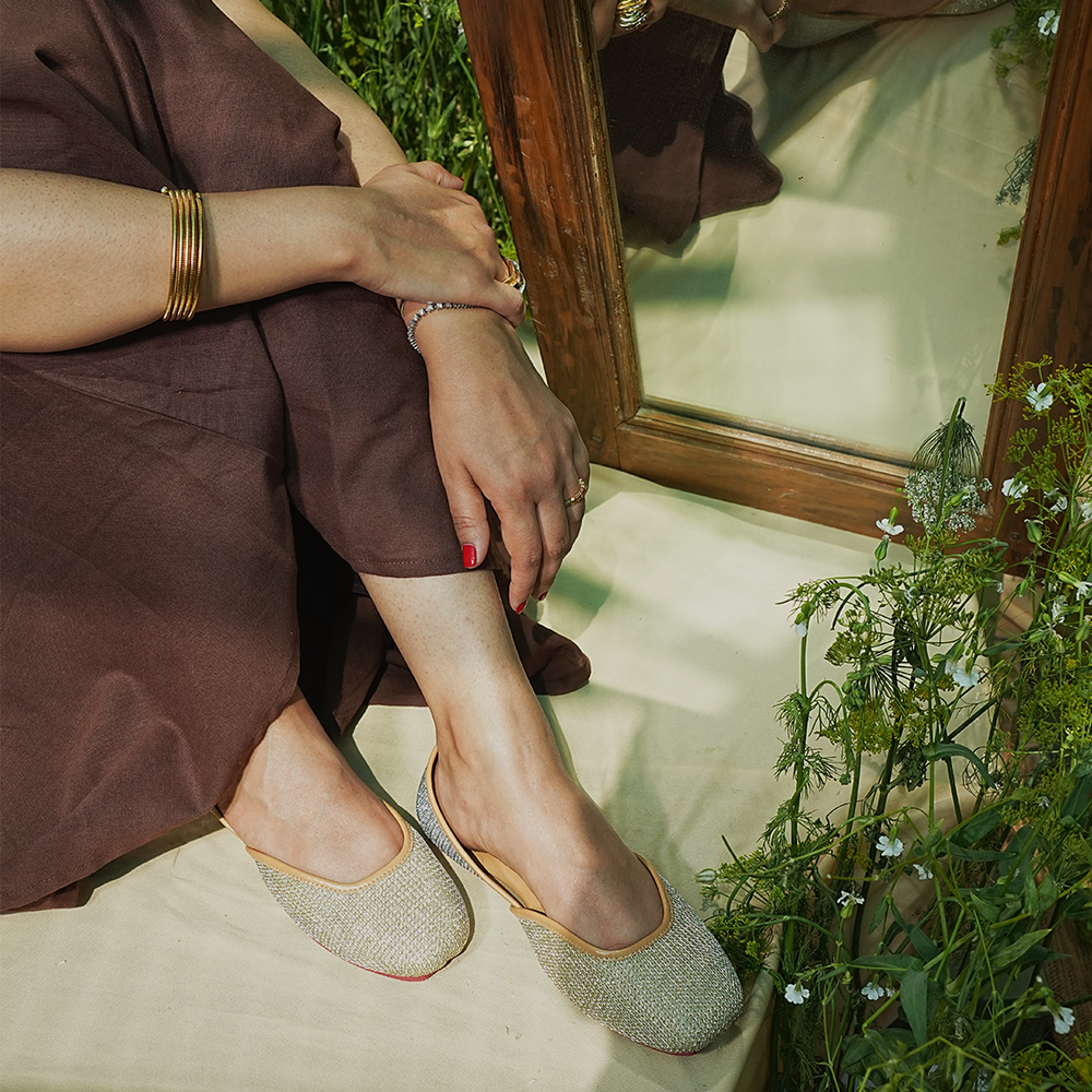 
                      
                        Sitara  Juttis
                      
                    