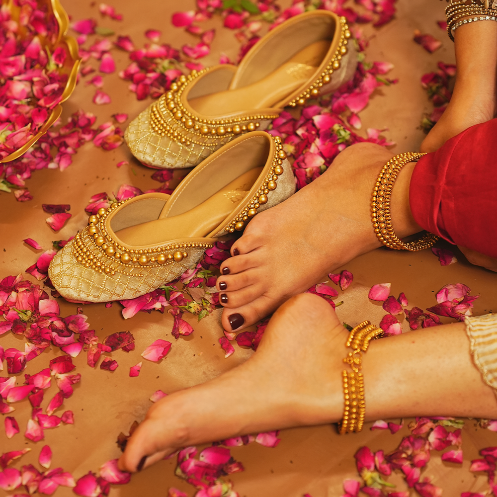 
                      
                        Virasat Juttis
                      
                    